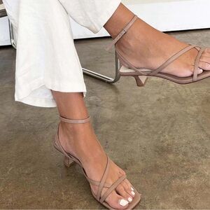 Dolce Vita Baylor Kitten Heels